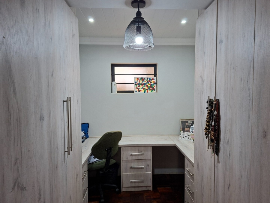 4 Bedroom Property for Sale in Waverley Free State